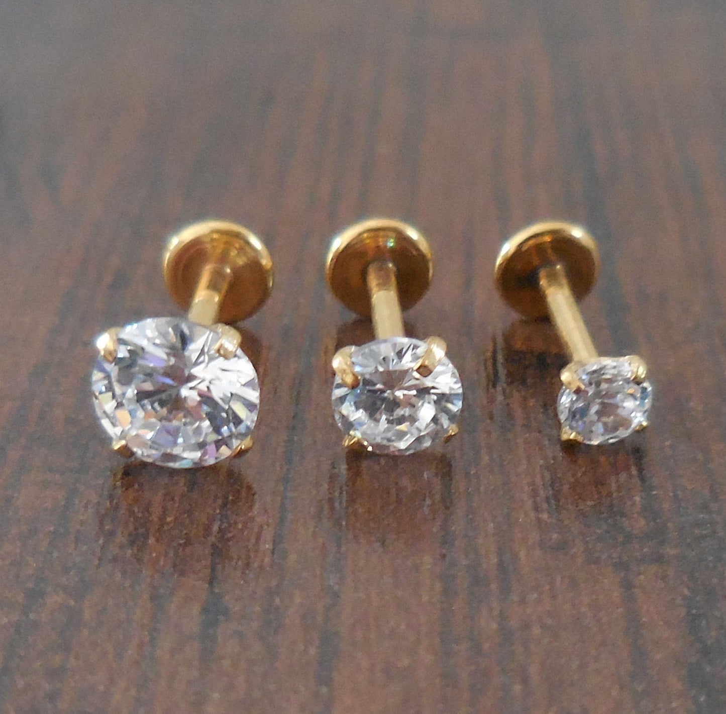 18g 2-5mm Tragus 1/4" 6mm Cartilage Clear Prong Set Cubic Zirconia Gold Tone Triple Helix Piercing Bar Ear Internally Threaded Earrings