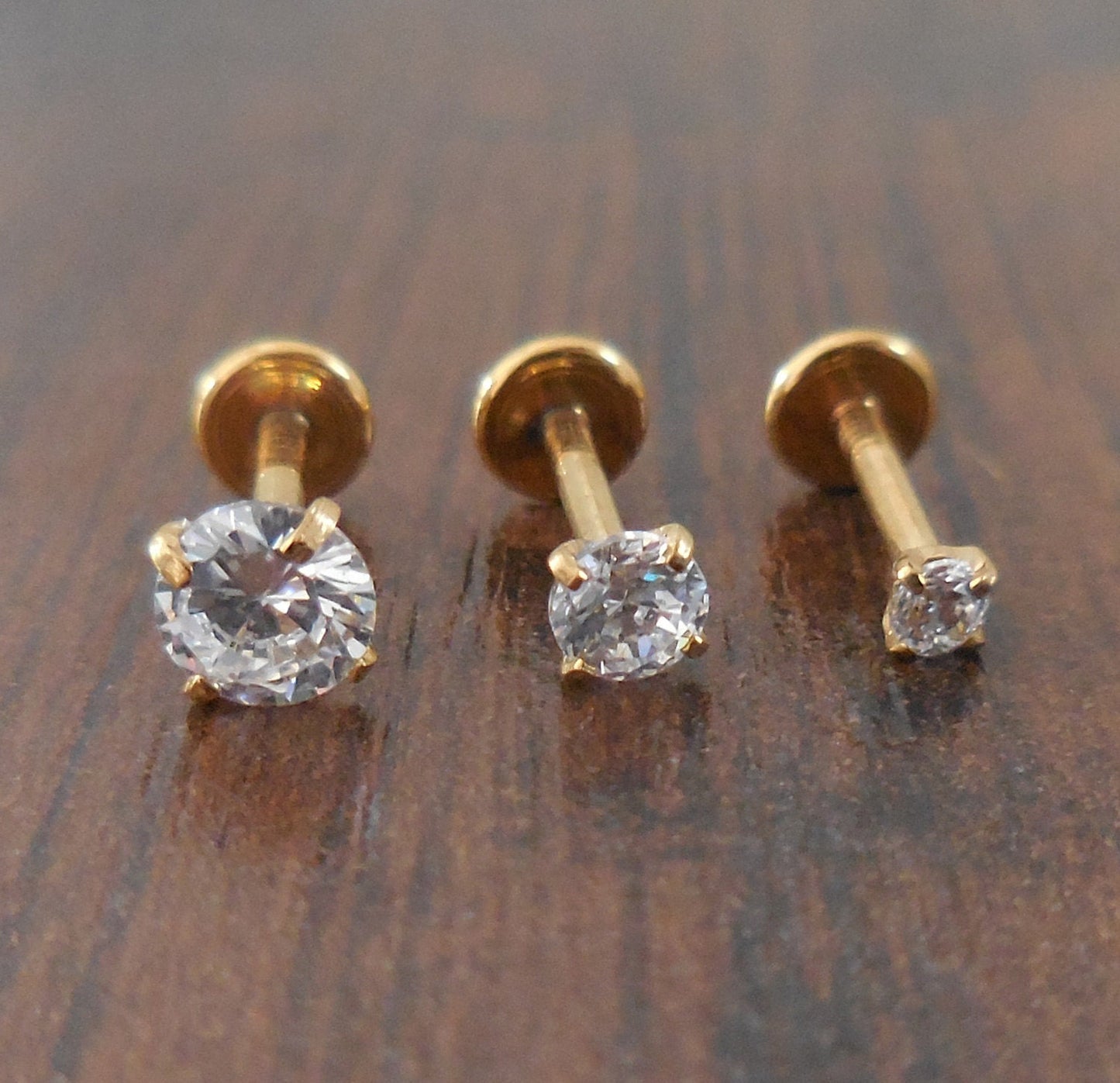 18g 2-5mm Tragus 1/4" 6mm Cartilage Clear Prong Set Cubic Zirconia Gold Tone Triple Helix Piercing Bar Ear Internally Threaded Earrings