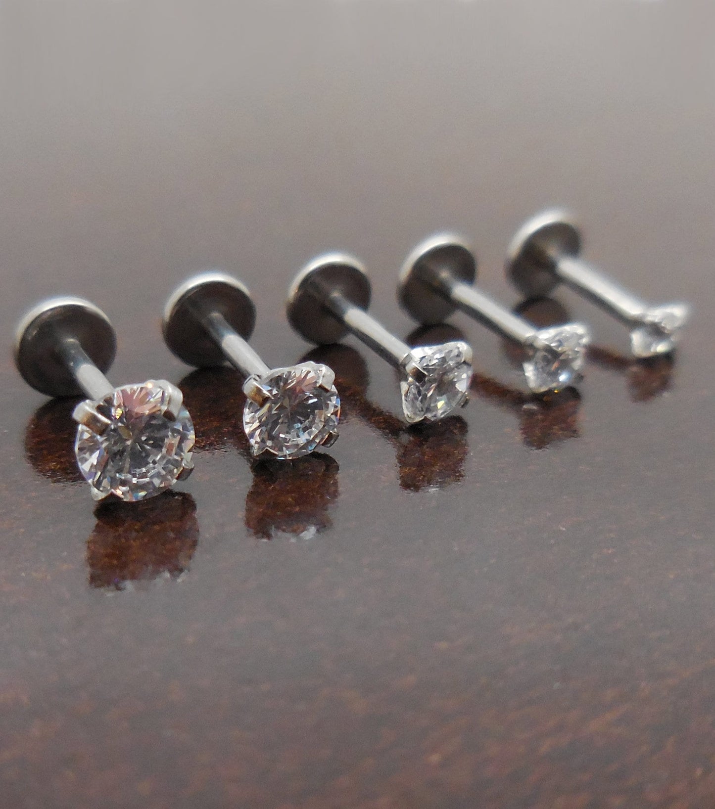 18G 2-4mm Tragus Clear CZ Stone Threadless 6mm Push Pin Triple Forward Helix Nose Ring Labret Lip Earrings Stainless Steel Prong Set