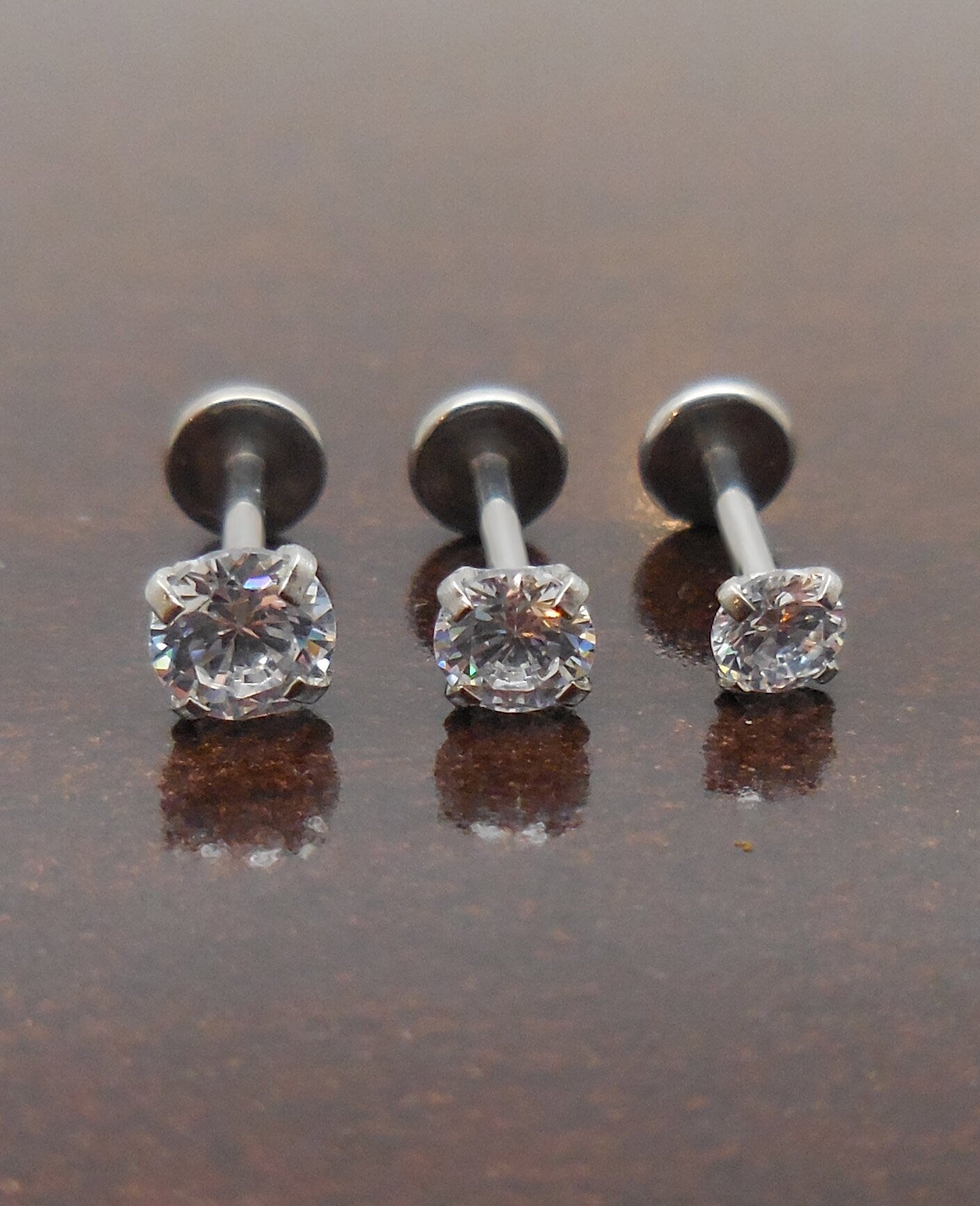 18G 2-4mm Tragus Clear CZ Stone Threadless 6mm Push Pin Triple Forward Helix Nose Ring Labret Lip Earrings Stainless Steel Prong Set