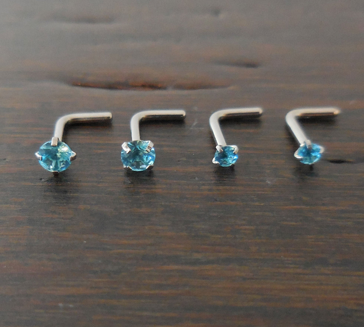 Pair 2mm or 3mm Prong Set Screws Nose Rings Many Colors Stainless Steel Blue Red Pink AB Crystal L Shape 20G or 18G