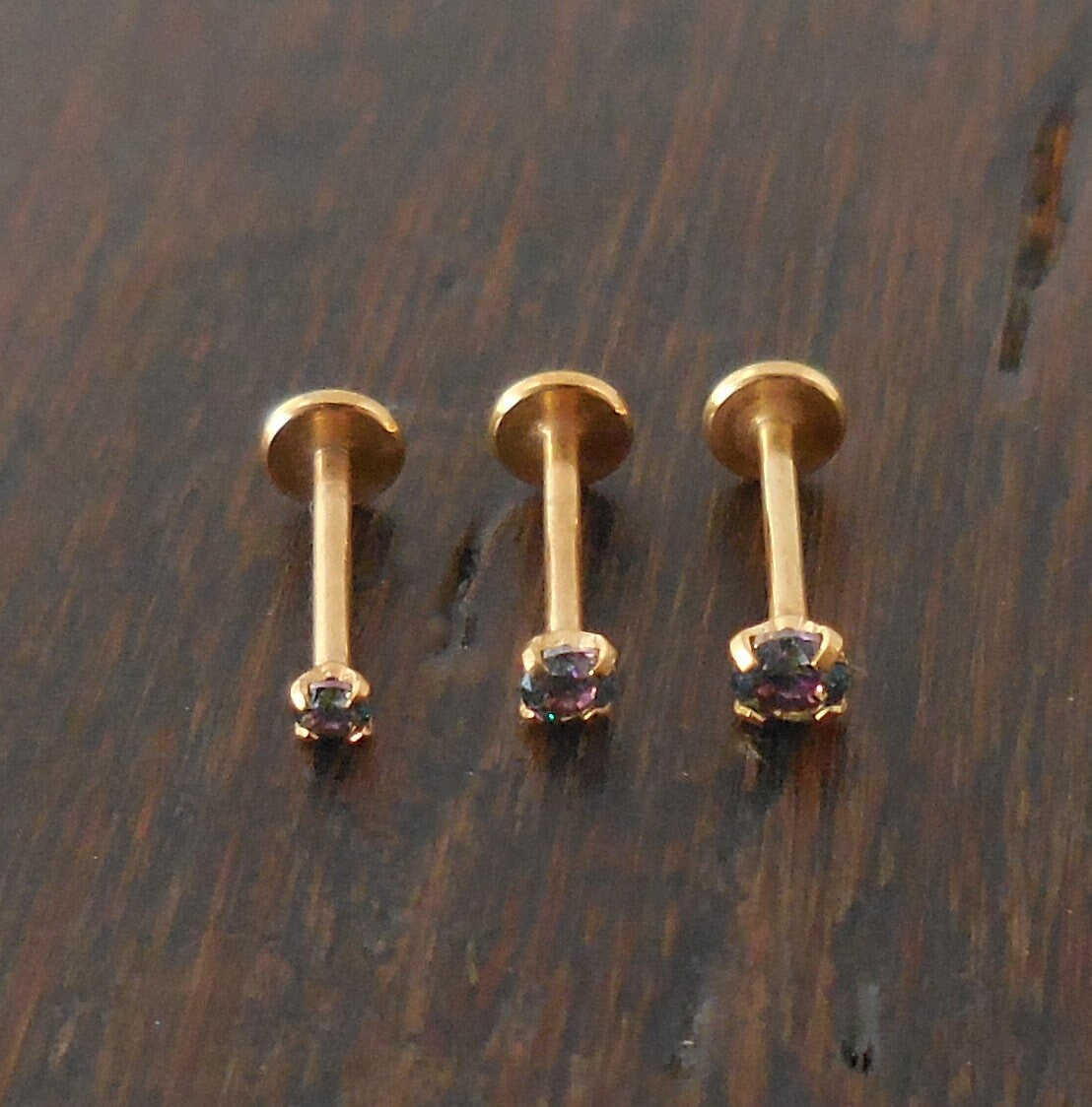 18g 2-4mm Tragus Threadless Push Pin 6mm-8mm Dark Prism Rainbow Stone Gold Tone Labret Triple Helix Prong Set Nose Ring Cartilage Earrings