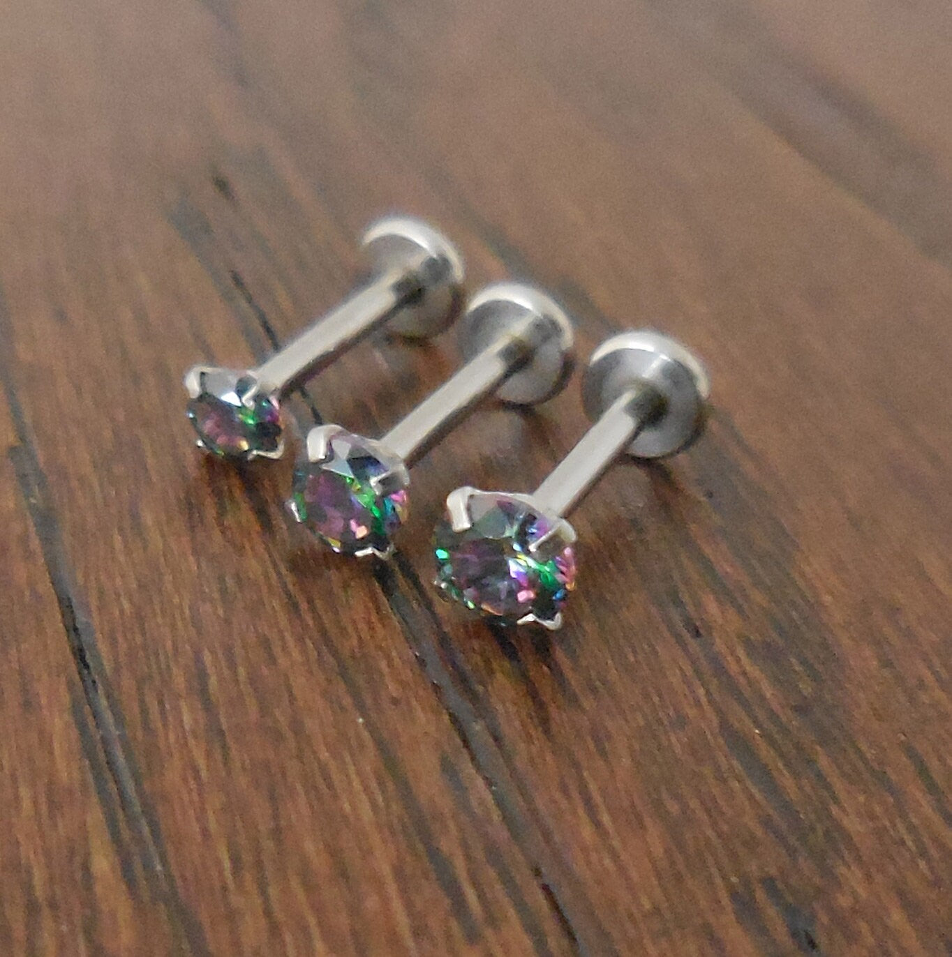 18G 2-4mm Tragus Rainbow Prong Set CZ Stone Threadless 6mm-8mm Push Pin Triple Forward Helix Nose Ring Labret Lip Earrings Stainless Steel
