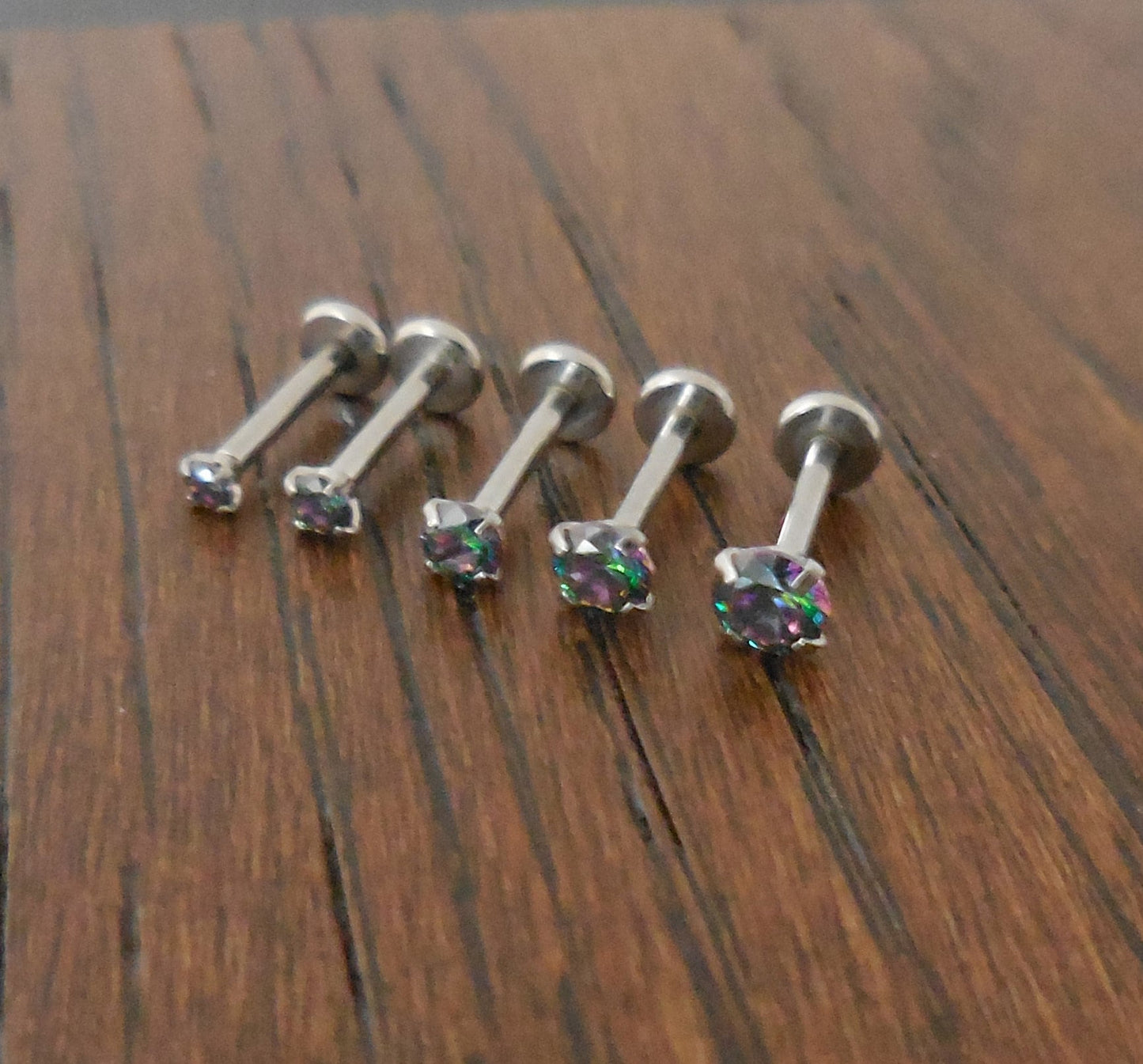 18G 2-4mm Tragus Rainbow Prong Set CZ Stone Threadless 6mm-8mm Push Pin Triple Forward Helix Nose Ring Labret Lip Earrings Stainless Steel