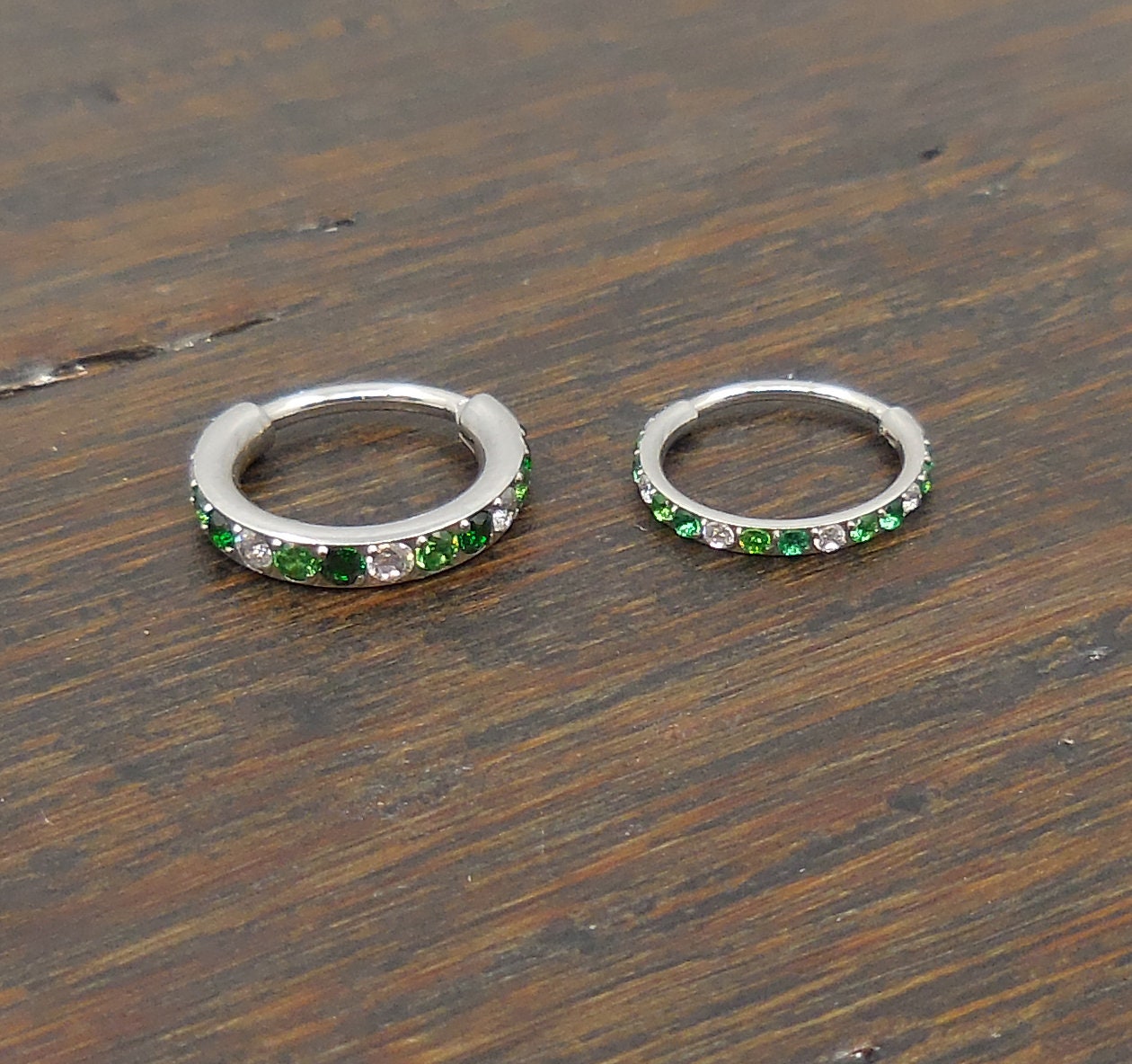 St. Patrick's Day Nose Hoops 8mm 18G/20G Surgical Steel Hinged Clicker Green Nose Stud/Hinged CZ Crystal Hoop Ring/Nose Stud Septum Ring