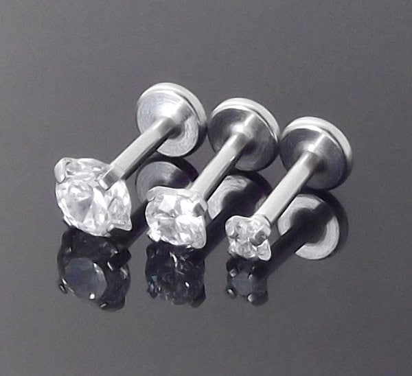 2mm 3mm 4mm Prong Set CZ 18G 1/4" Tragus Ear Triple Forward Helix Medusa Monroe Lip Piercing Stud Bar Earring Internally Threaded