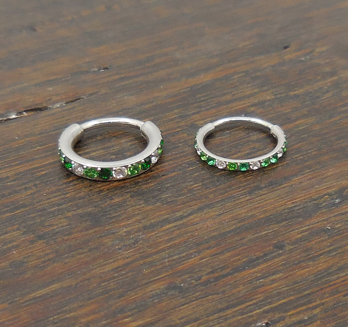 St. Patrick's Day Nose Hoops 18G/20G Surgical Steel Hinged Clicker Green Nose Stud / Hinged CZ Crystal Hoop Ring / Nose Stud Septum Ring