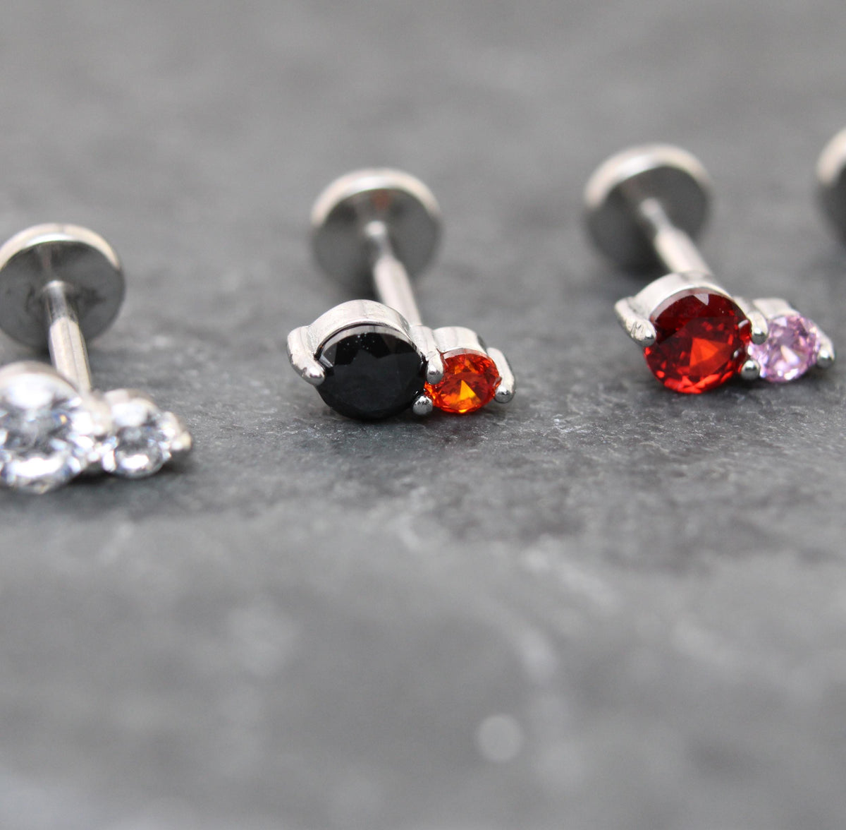 Tiny Tear Drop Threadless Labret Stud Earring • Clear Tragus Piercing Stud • Flat Back Earring • Tragus Earring • Cartilage Piercing Stud