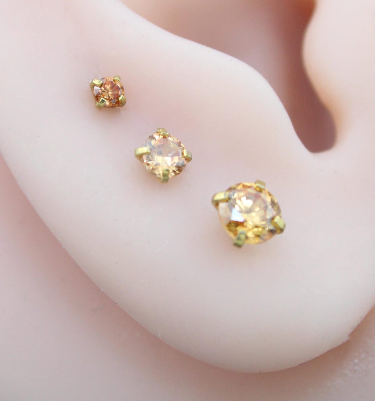 Champagne Stone Threadless Stud Earring • Surgical Steel Stud Earring • Tragus Piercing Stud • Flat Back Stud • Forward Helix Cartilage Stud