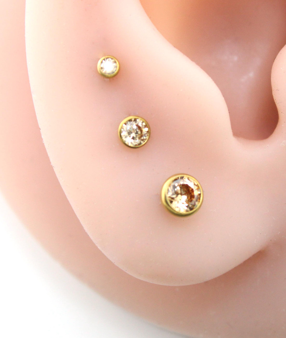 Citrine Gold Threadless Stud Earring • Champagne Stone Nose Ring • Tragus Piercing Stud • Flat Back Earring • Bezel Set Helix Cartilage Stud