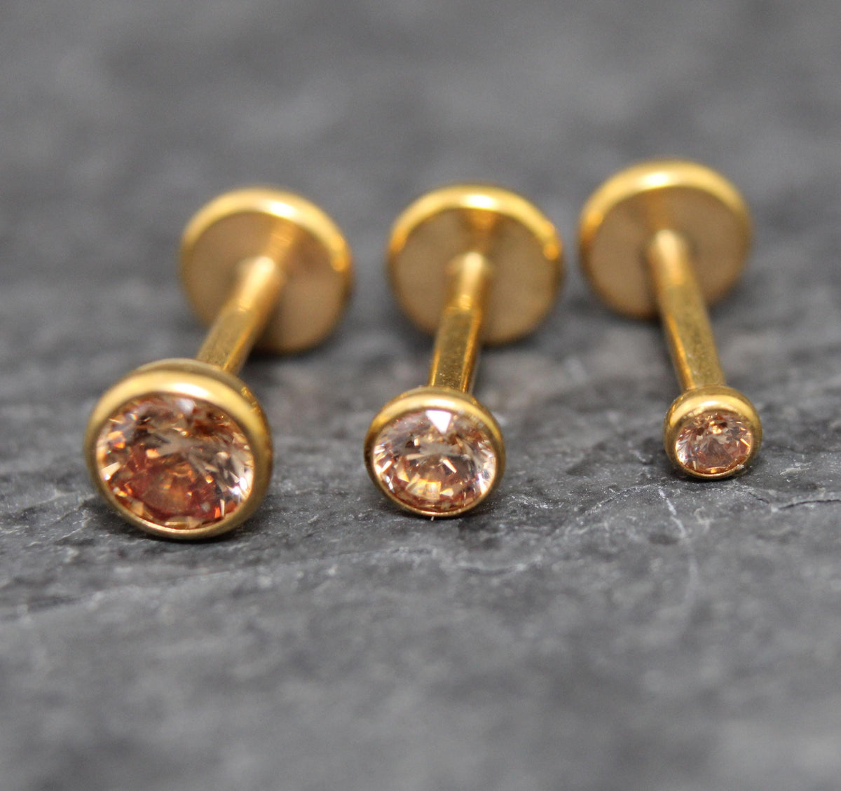 Citrine Gold Threadless Stud Earring • Champagne Stone Nose Ring • Tragus Piercing Stud • Flat Back Earring • Bezel Set Helix Cartilage Stud