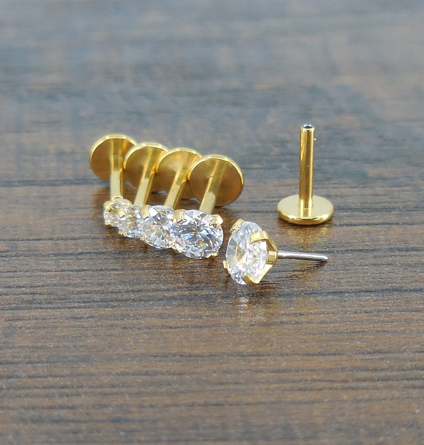 18g Solid Titanium Grade 23 Monroe Labret 2mm-4mm Clear Cubic Zirconia Gold Tone Tragus Cartilage Earrings Push Pin Threadless Triple Helix
